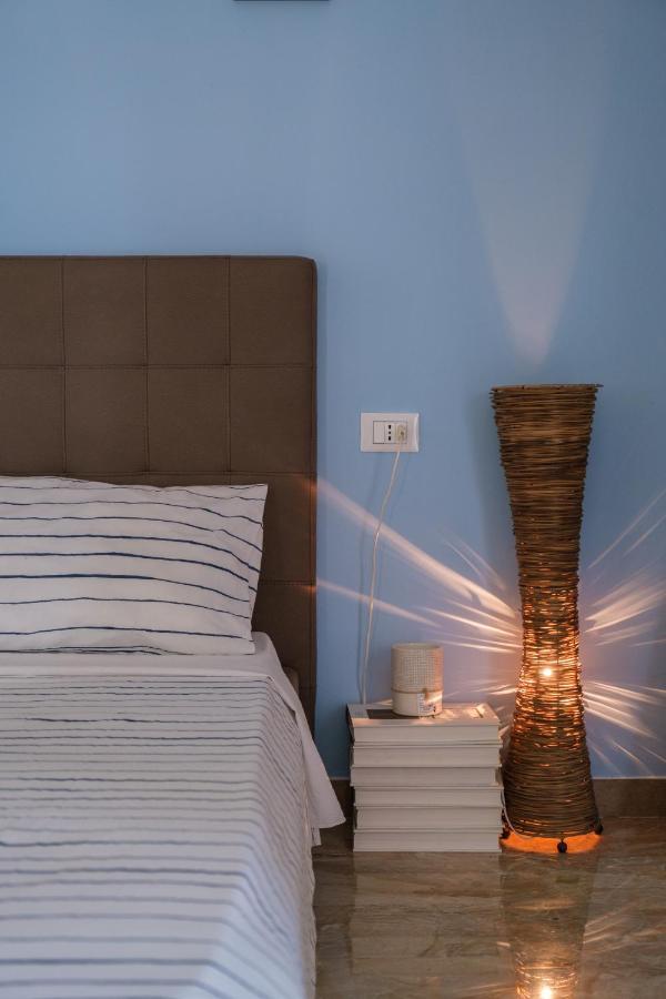Fabula Rooms 3 Suites With Private Bathroom Bolonia Exterior foto