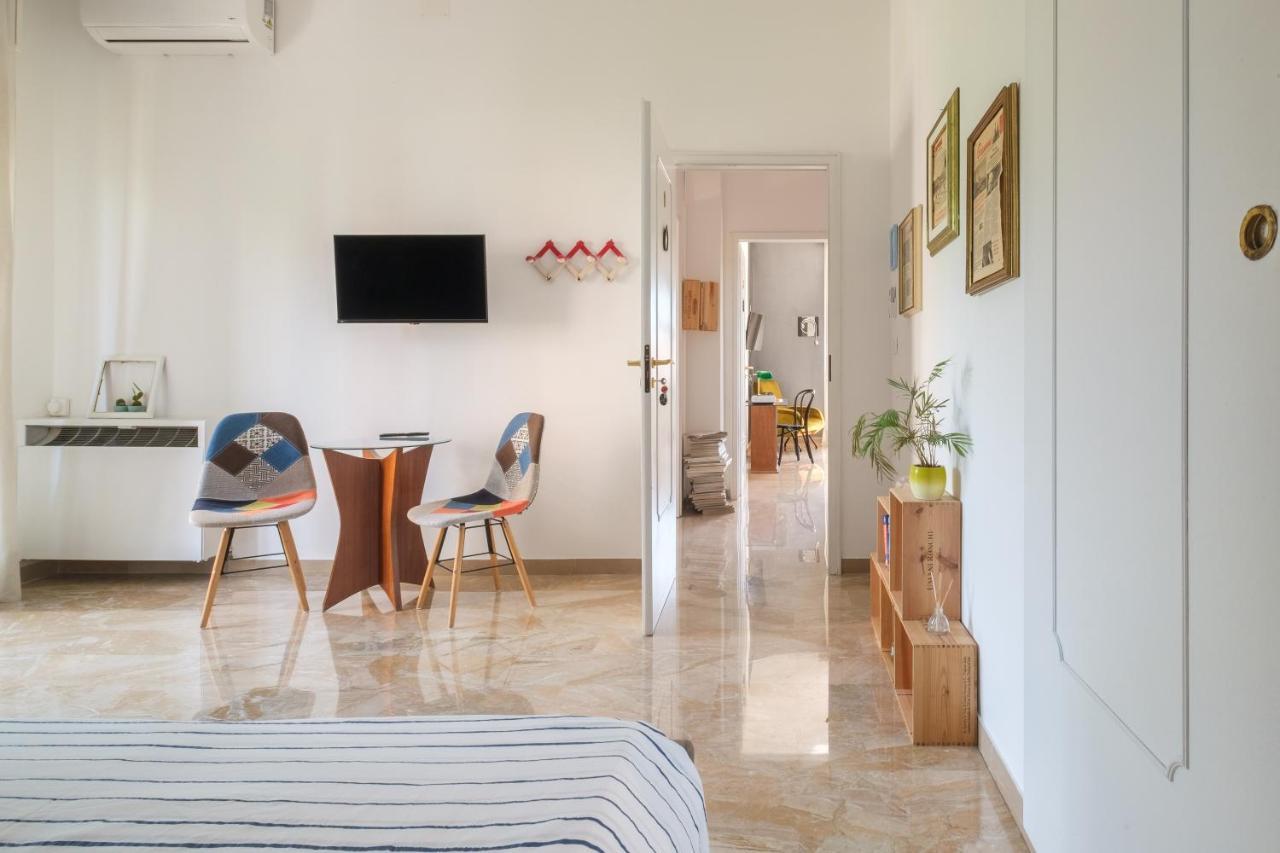Fabula Rooms 3 Suites With Private Bathroom Bolonia Exterior foto