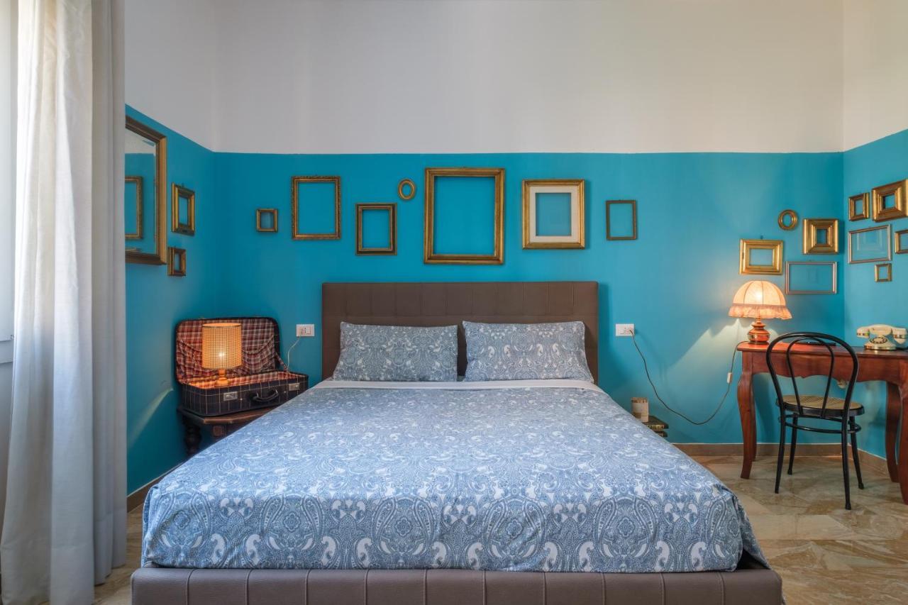 Fabula Rooms 3 Suites With Private Bathroom Bolonia Exterior foto