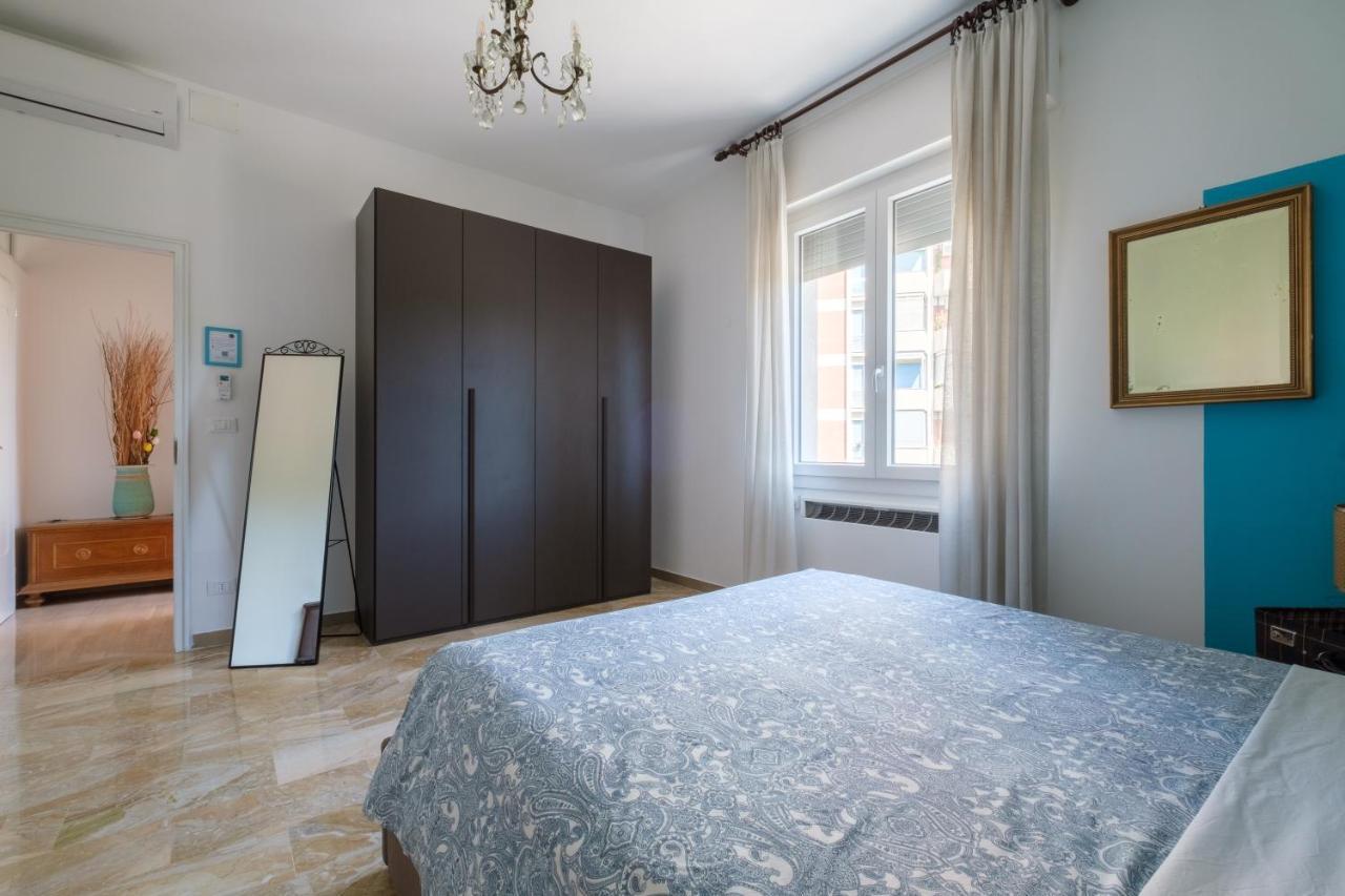 Fabula Rooms 3 Suites With Private Bathroom Bolonia Exterior foto