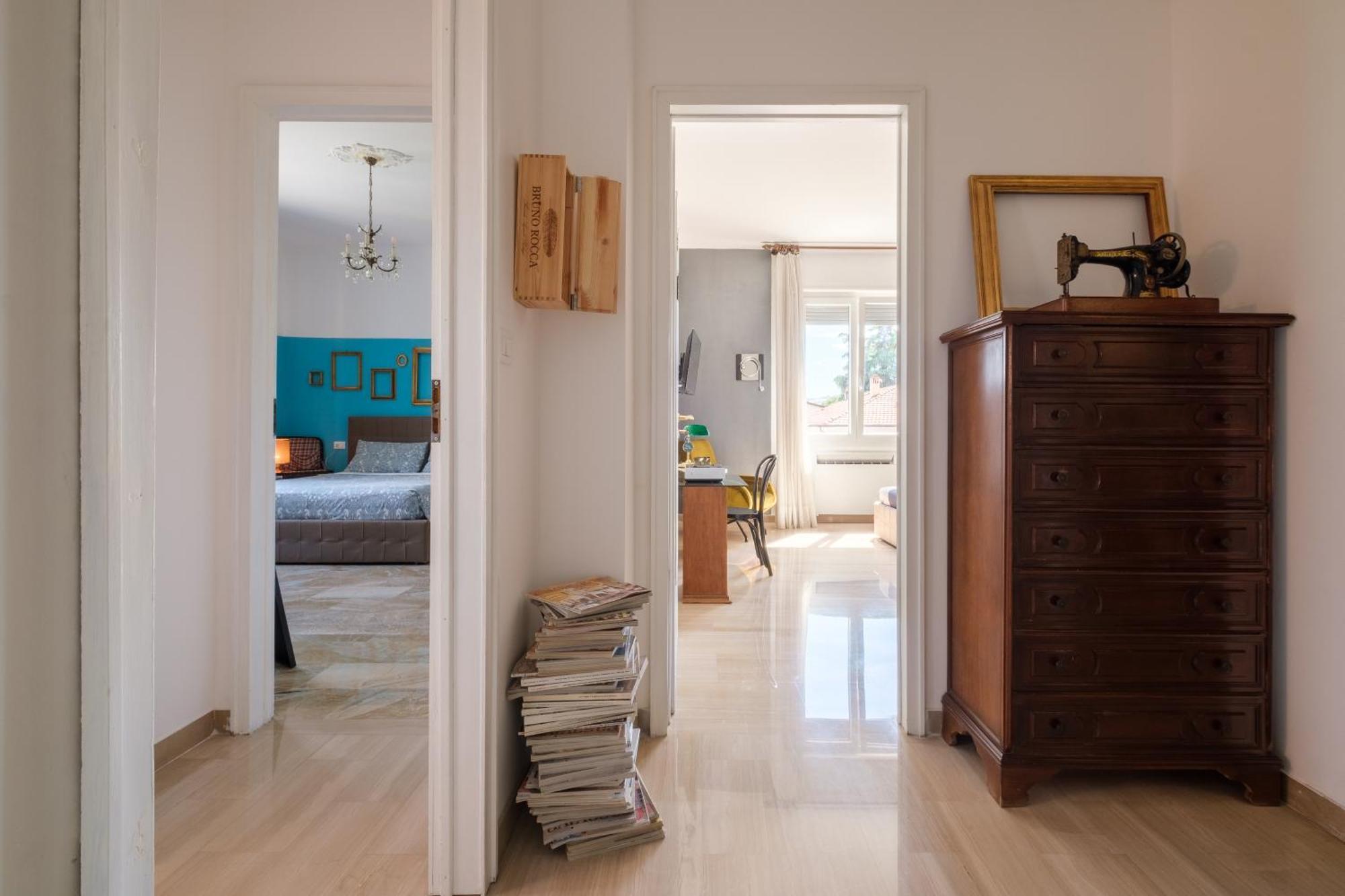 Fabula Rooms 3 Suites With Private Bathroom Bolonia Exterior foto